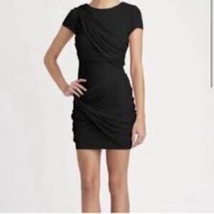 Alice + Olivia -1203 Black Short Sleeve Round Neck Goddess Draped Mini Dress M